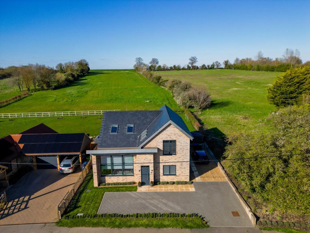 4 Bedroom for sale in Haddenham Cheffins Ely Sales